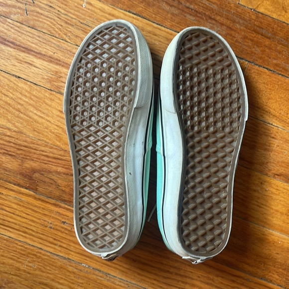 Teal Vans size 6.5 womens - Picture 2 of 4